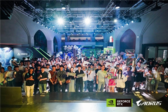 玩家齐赴技嘉AORUS DAY山城之约R